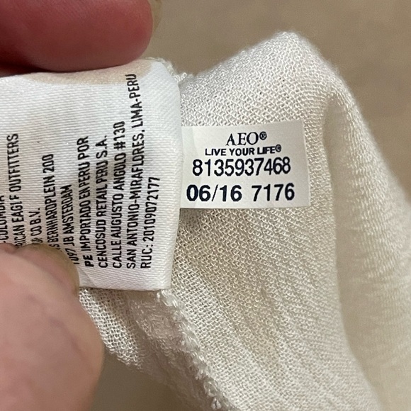 American Eagle embroidered peasant top flowy boho XS white black - Picture 6 of 8